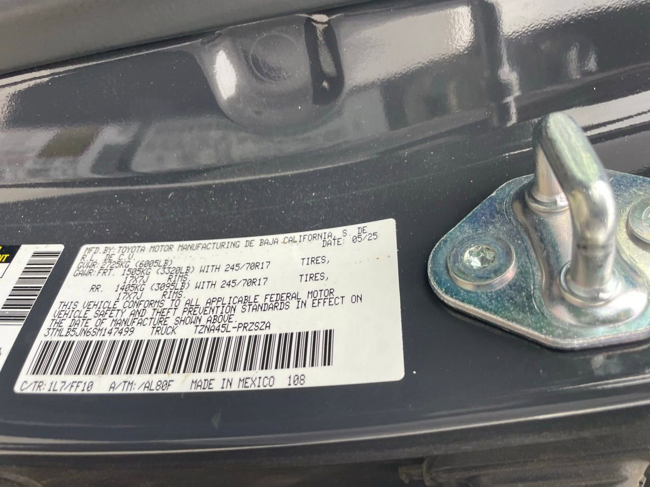 Used 2025 Toyota Tacoma SR5 image 14