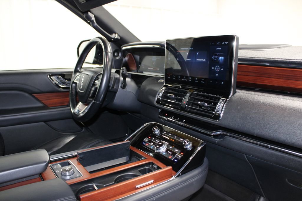 Used 2023 Lincoln Navigator Reserve AWD/4WD image 36