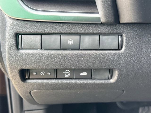 New 2026 Nissan Rogue SV FWD image 22