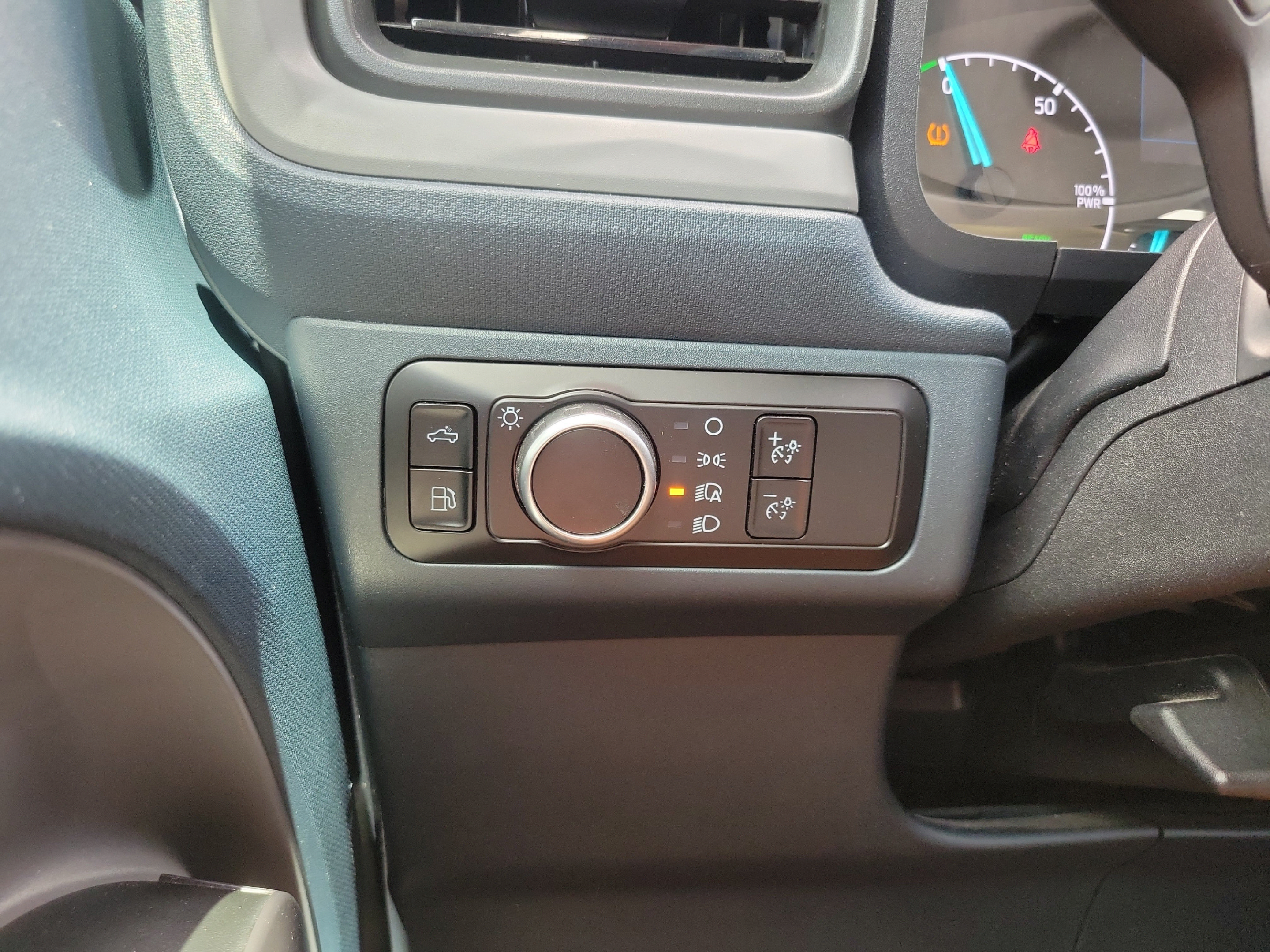 Used 2023 Ford Maverick XL FWD image 21
