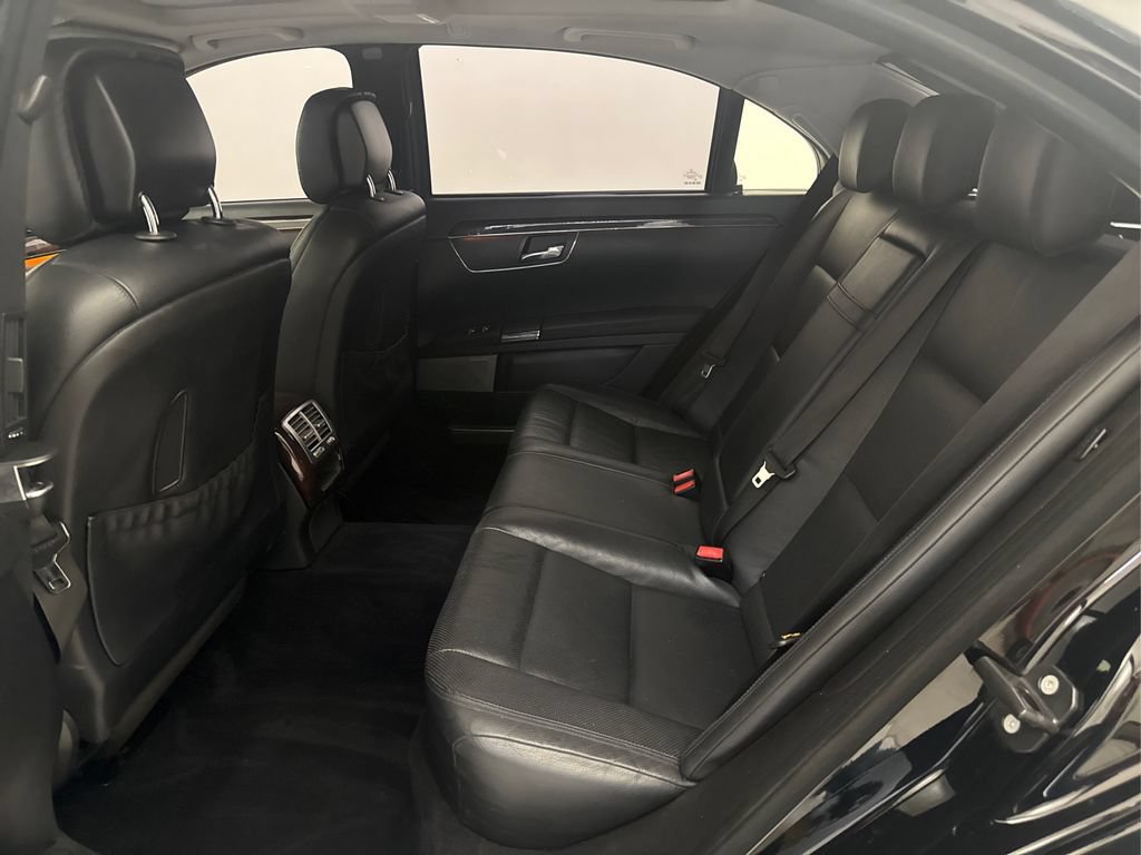 Used 2011 Mercedes-Benz S 550 image 24
