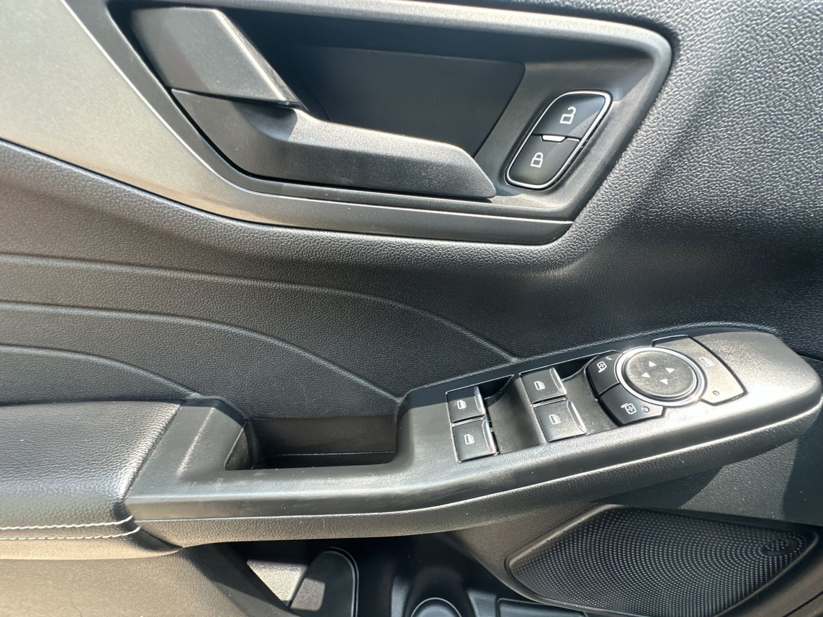 Certified 2025 Ford Escape Active AWD/4WD image 23
