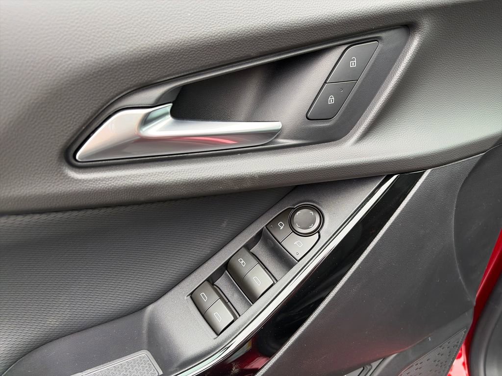 New 2026 Chevrolet Equinox LT w/ Convenience Package II FWD image 16