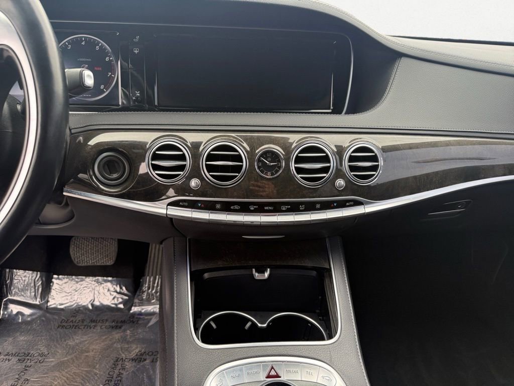 Used 2017 Mercedes-Benz S 550 Sedan image 11