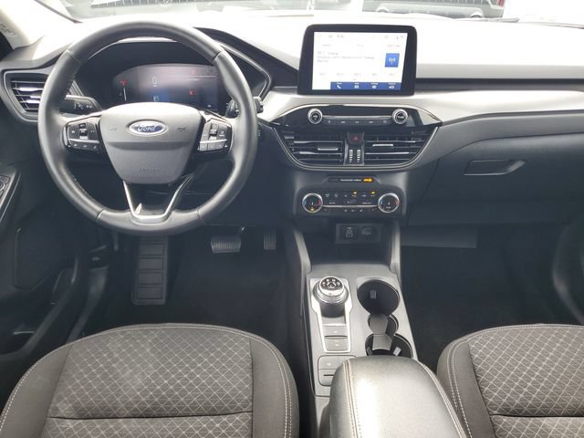 Certified 2024 Ford Escape Active AWD/4WD image 24