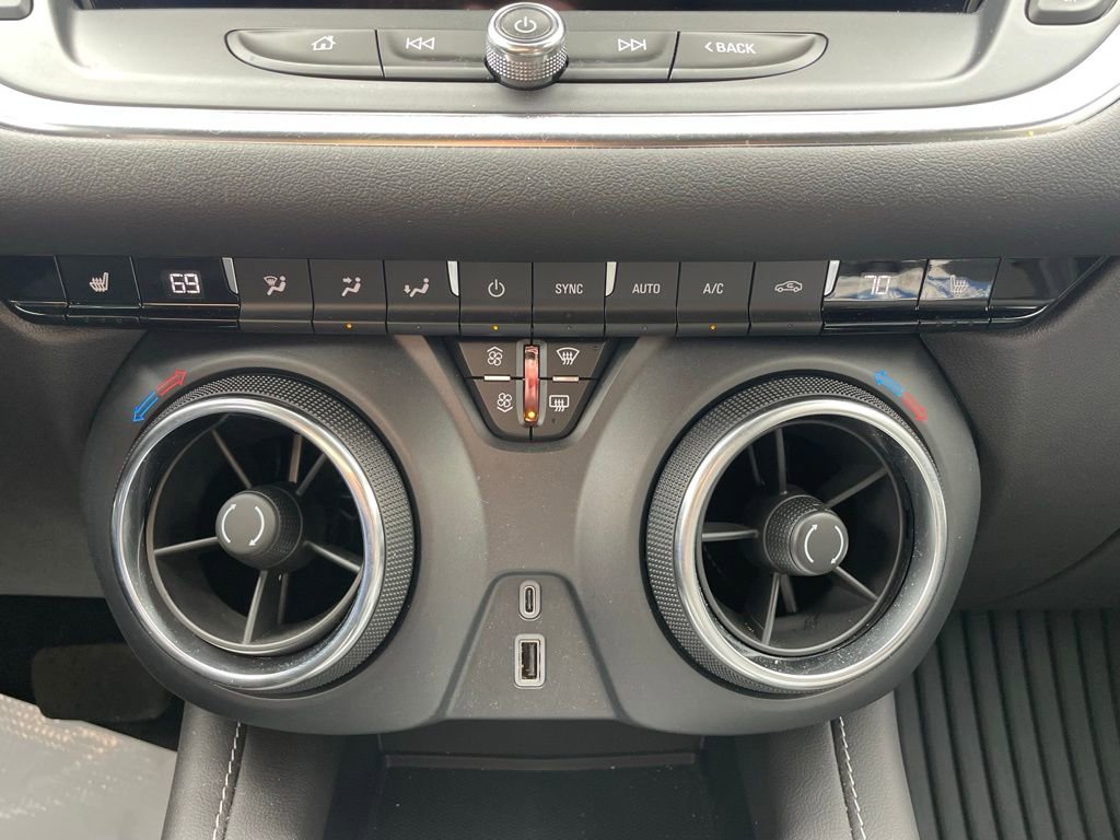 Used 2024 Chevrolet Blazer LT w/ Driver Confidence Package image 33