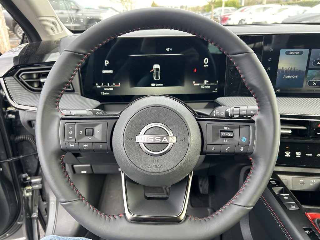 New 2025 Nissan Kicks SR w/ Illumination Package image 12