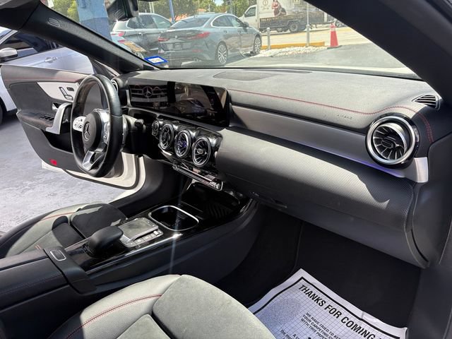 Used 2023 Mercedes-Benz CLA 250 image 19