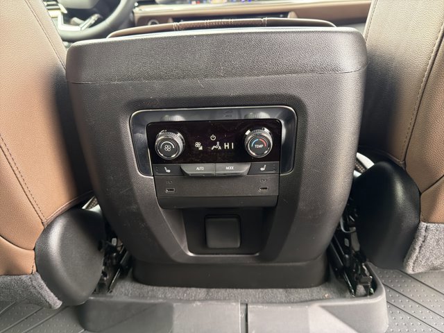 New 2026 Chevrolet Tahoe High Country w/ Sun And Tow Package image 32