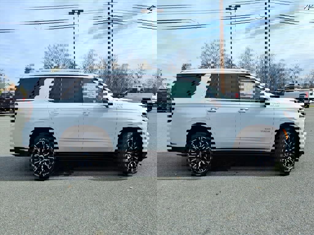 New 2026 Chevrolet Tahoe High Country image 3