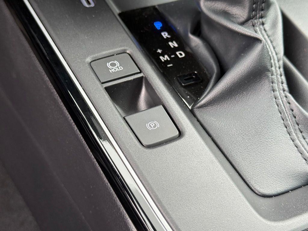 Certified 2026 Toyota Corolla Cross XLE image 29