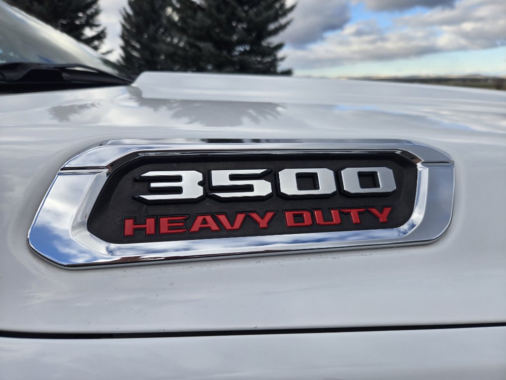 Used 2019 RAM 3500 Tradesman image 4