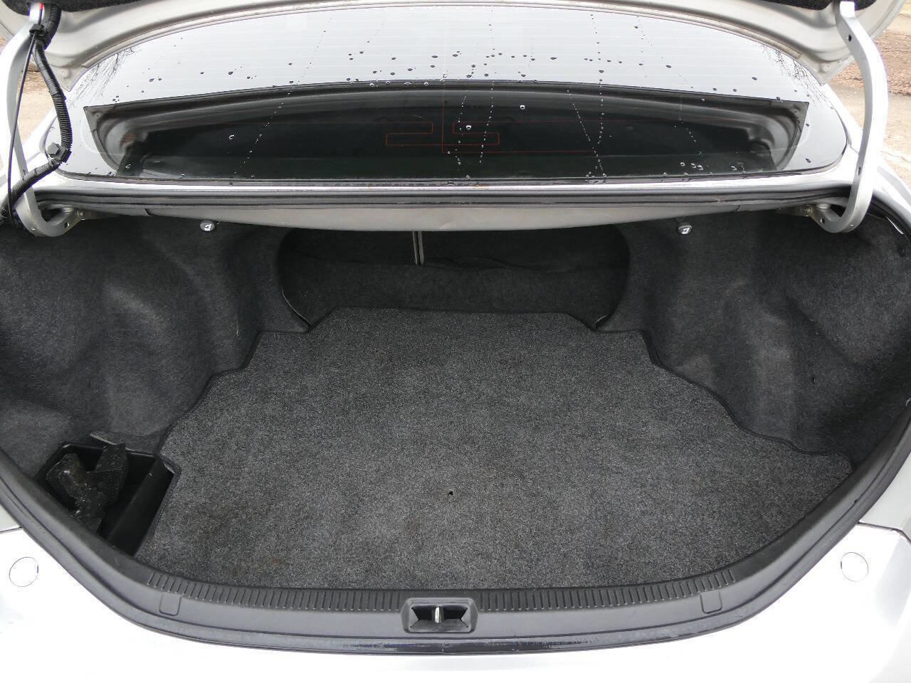 Used 2011 Toyota Camry LE w/ LE Extra-Value Pkg image 24