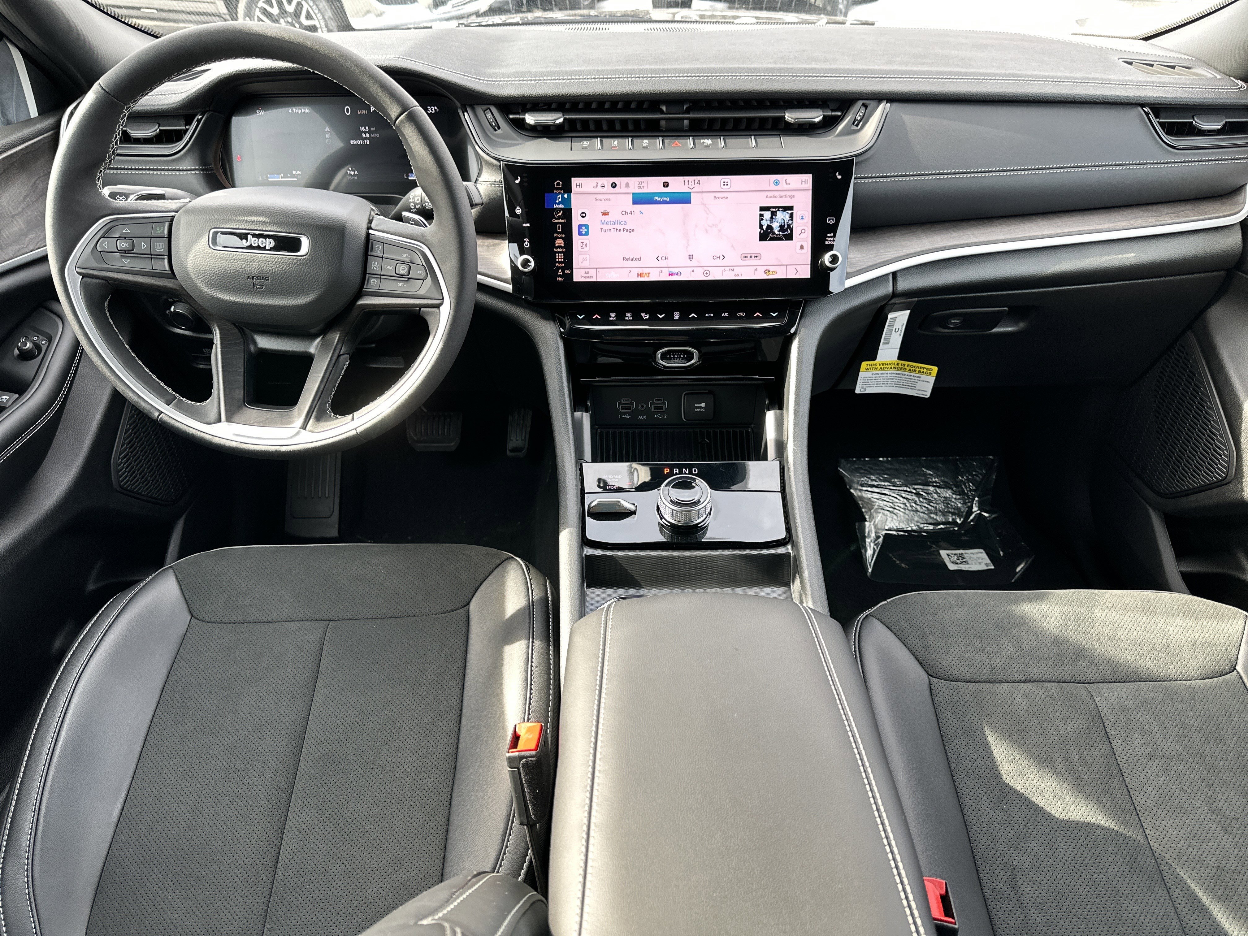 New 2026 Jeep Grand Cherokee Altitude image 6