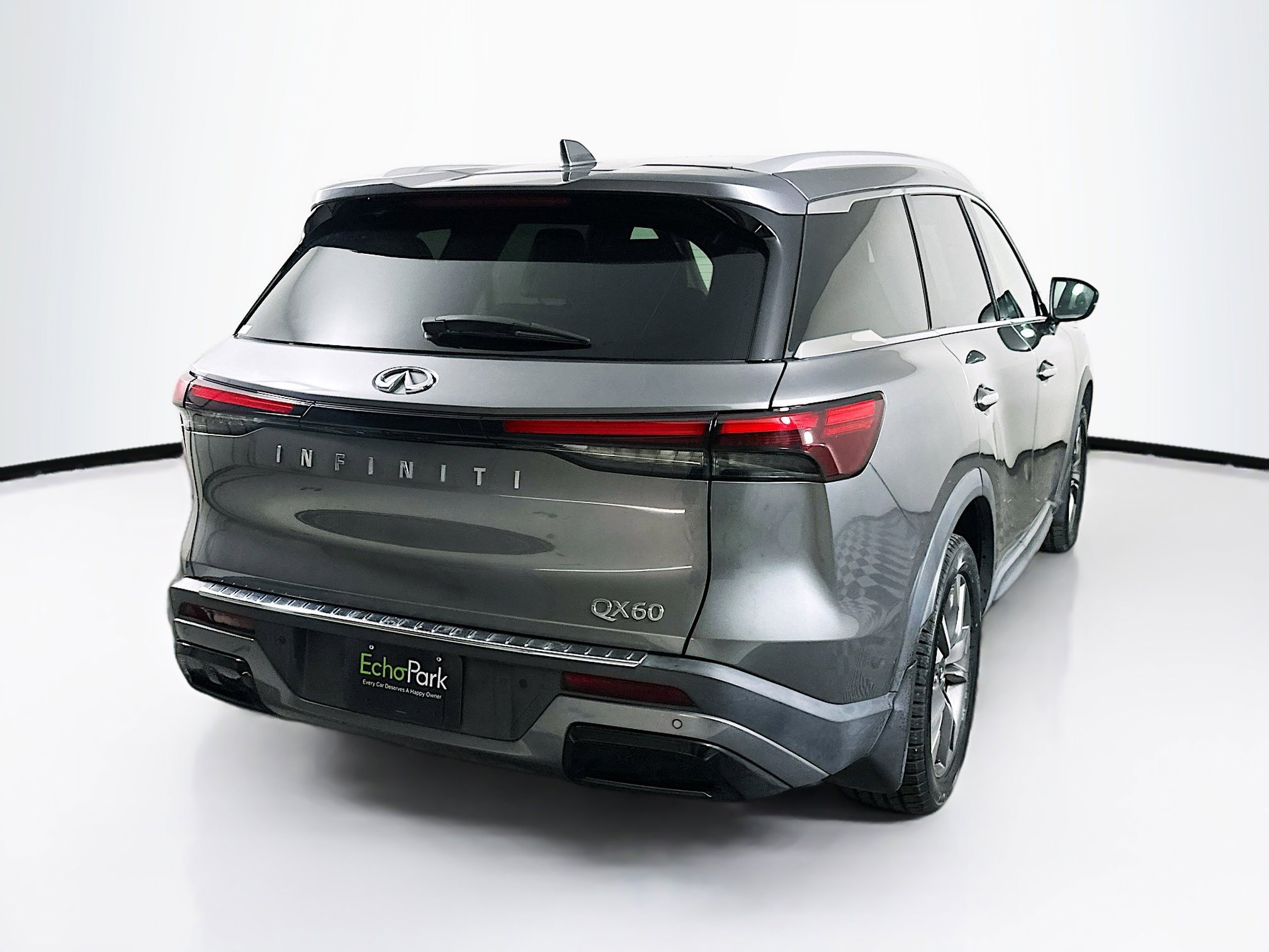 Used 2023 INFINITI QX60 Luxe w/ Cargo Package FWD image 9