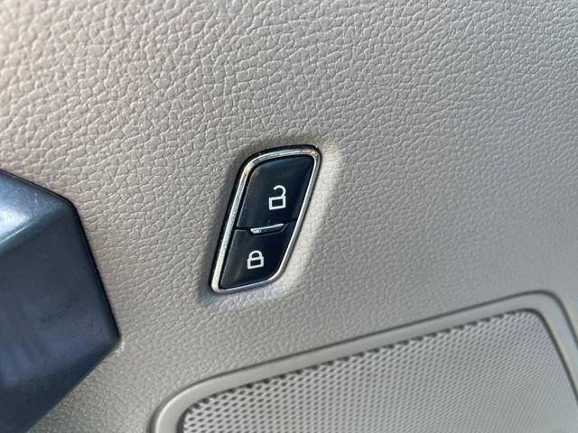 Used 2017 Ford F150 XLT AWD/4WD image 10