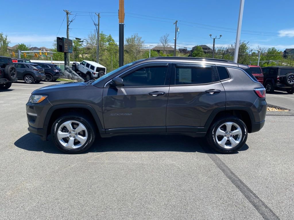 Certified 2020 Jeep Compass Latitude w/ Cold Weather Group AWD/4WD image 5