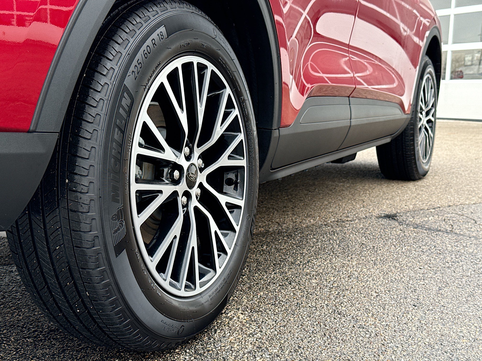 New 2025 Ford Escape SE FWD image 12