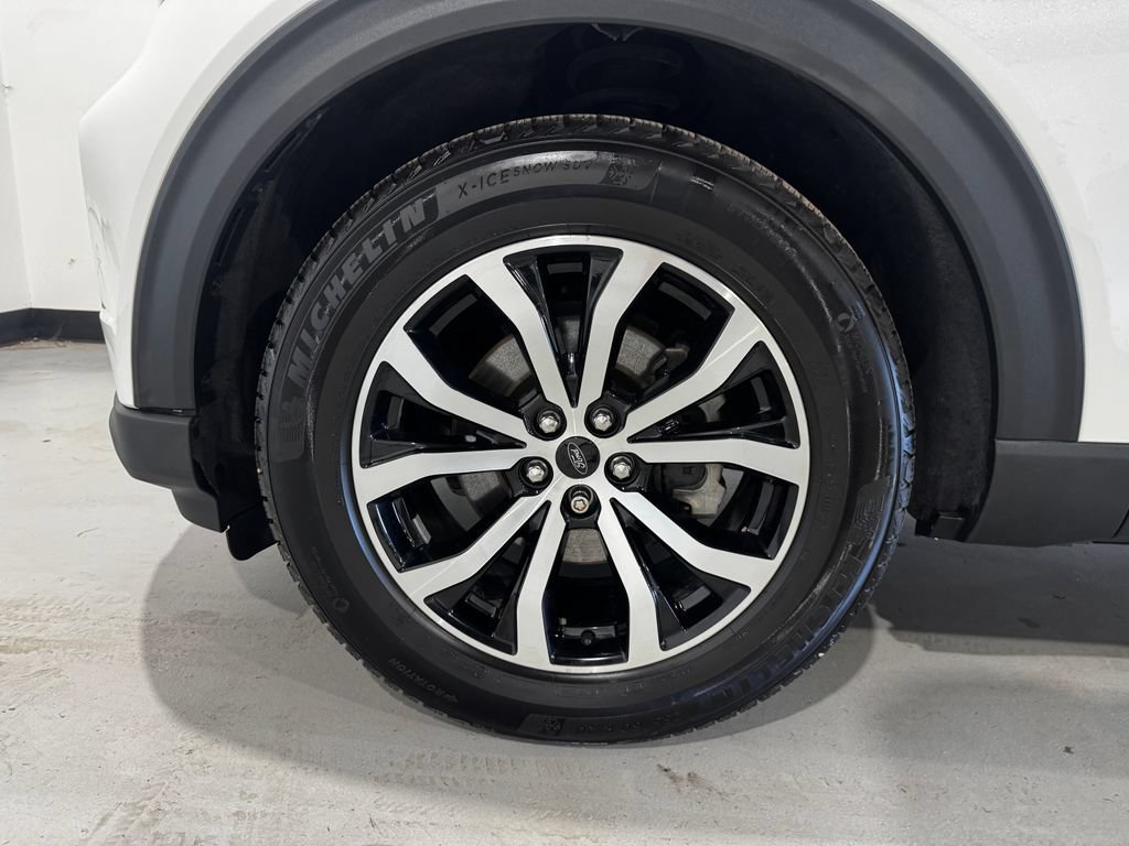 Used 2022 Ford Explorer ST-Line w/ Class IV Trailer Tow Package AWD/4WD image 8