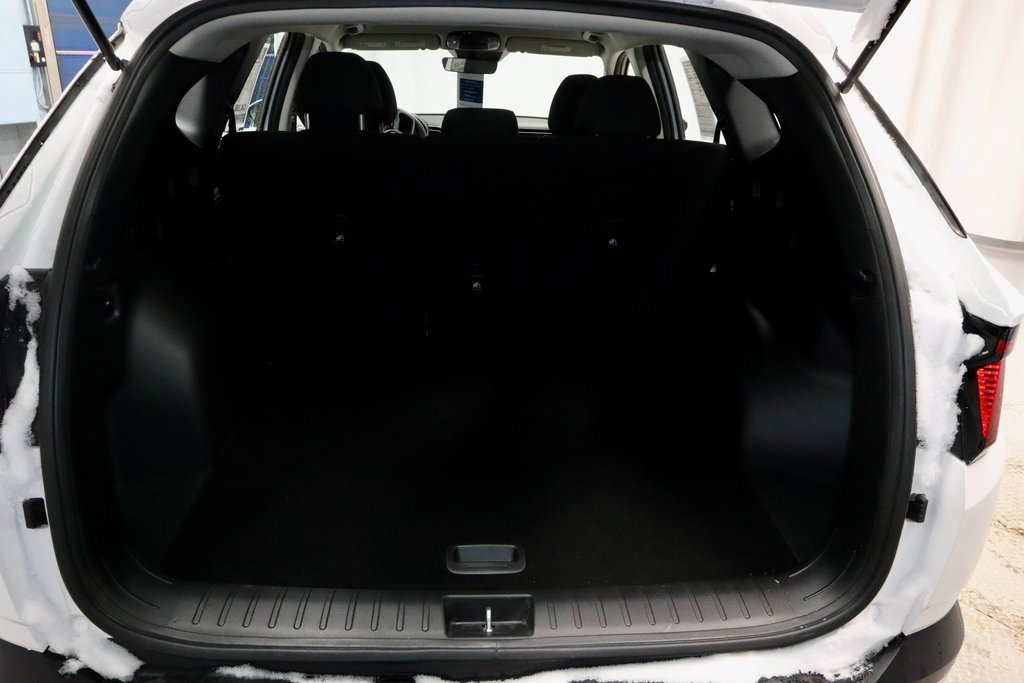 Certified 2024 Hyundai Tucson SE image 13