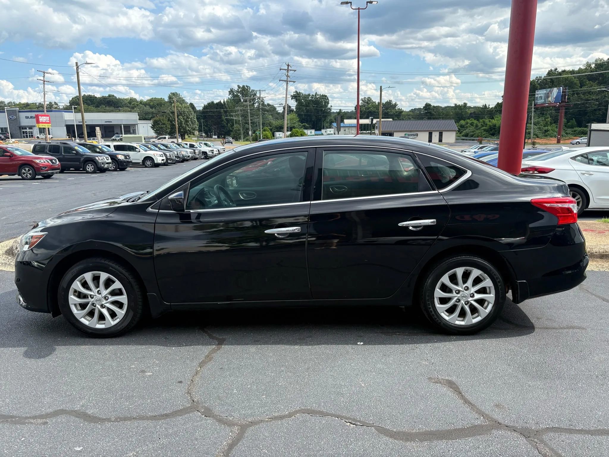 Used 2018 Nissan Sentra SV image 4