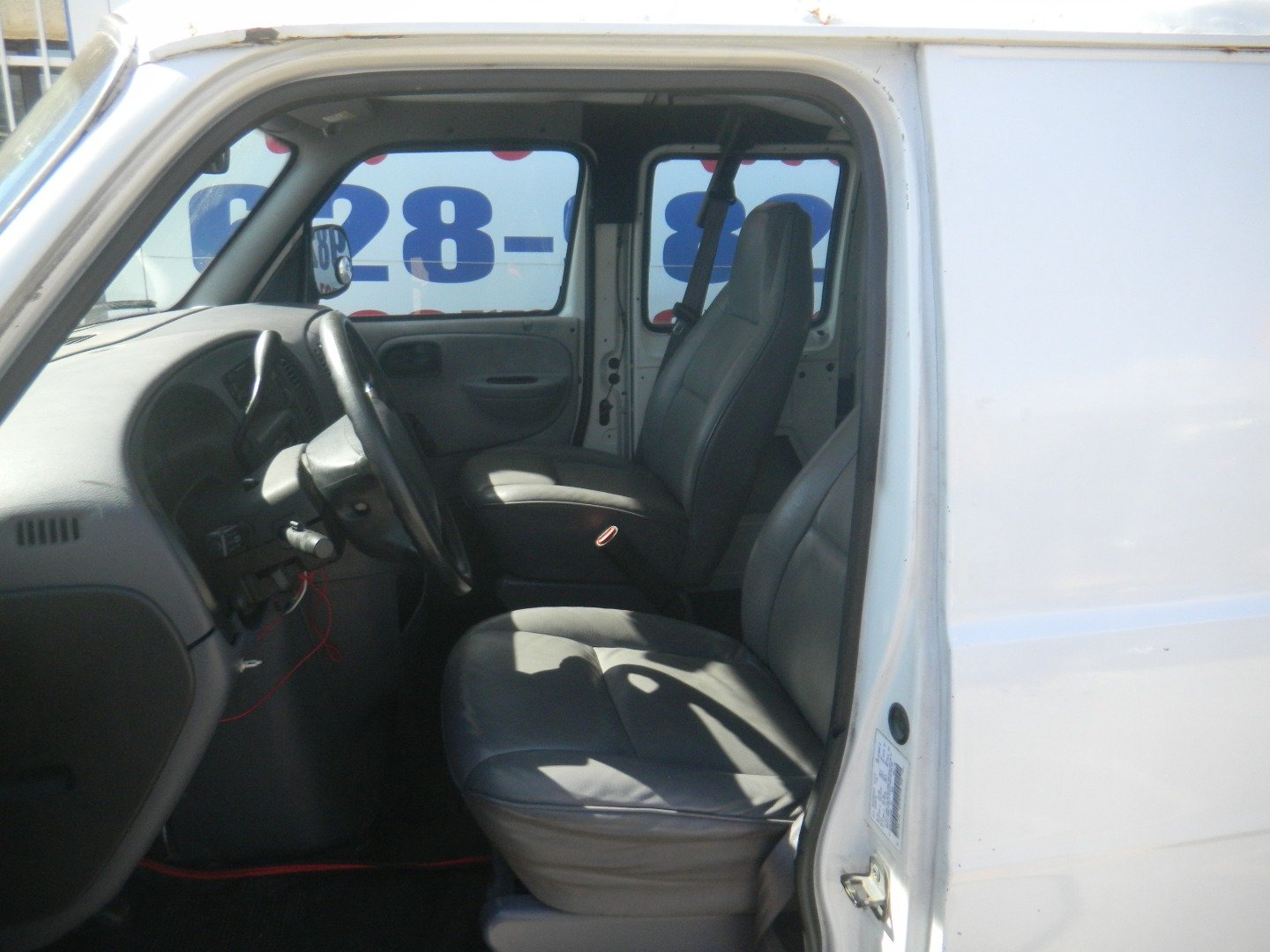 Used 2000 Dodge B1500 RWD image 26