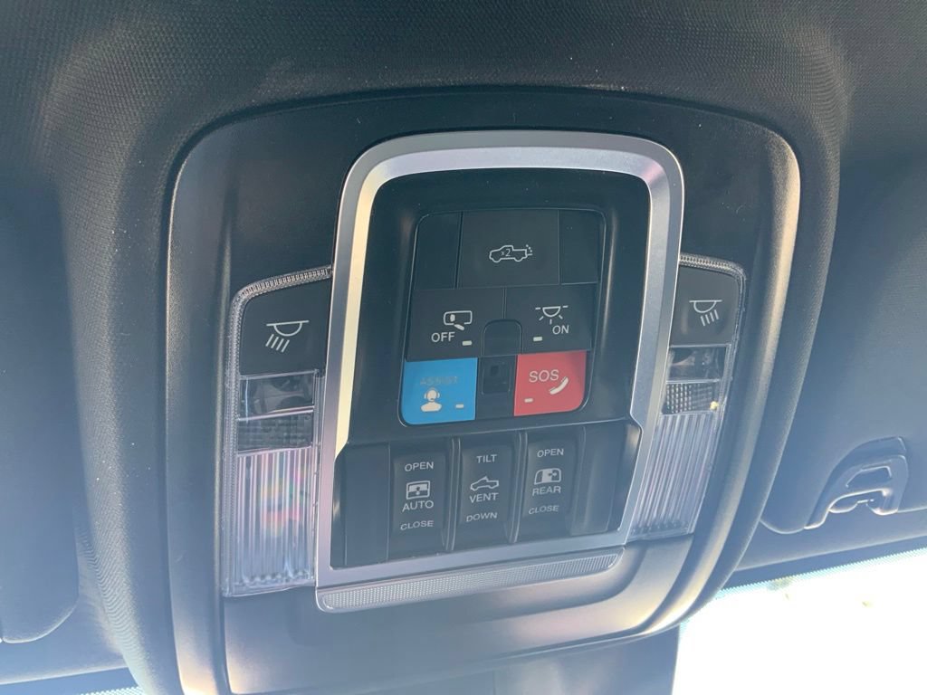 New 2026 RAM 2500 Laramie w/ Night Edition AWD/4WD image 25