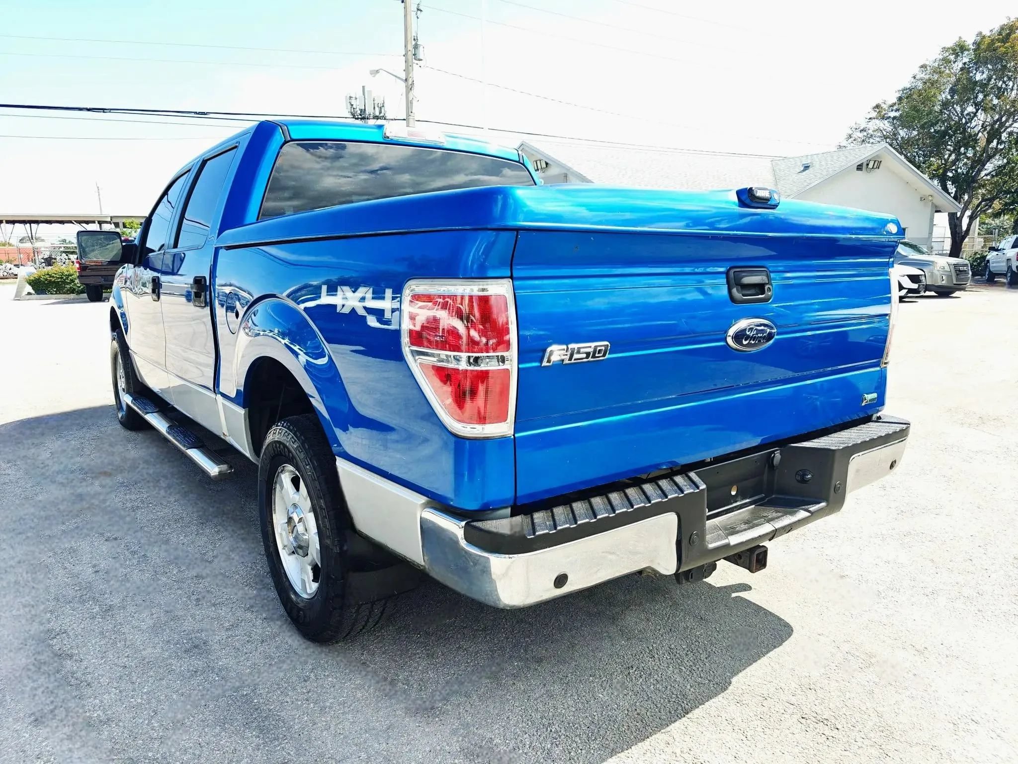 Used 2010 Ford F150 XLT AWD/4WD image 7