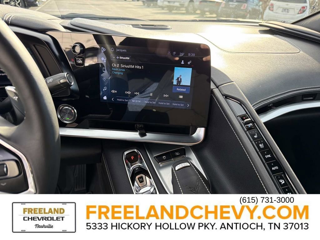 Used 2024 Chevrolet Corvette Stingray Preferred Cpe w/ Z51 Performance Package image 31