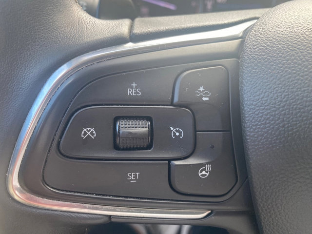 Used 2022 Buick Envision Essence w/ Technology Package I image 11