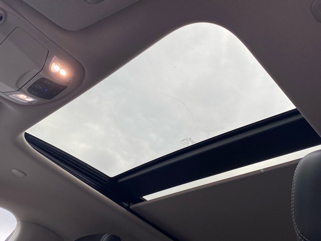 Used 2023 Chrysler Pacifica Limited image 23