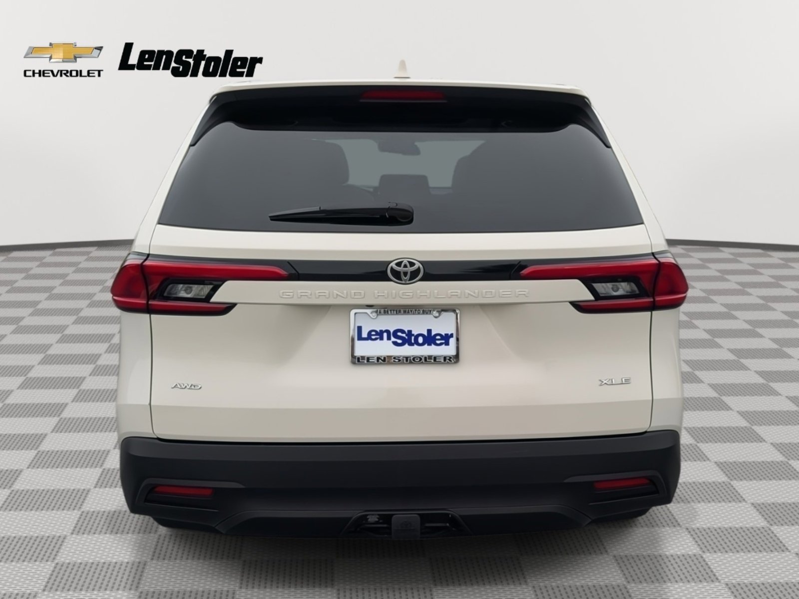 Used 2024 Toyota Grand Highlander XLE image 4