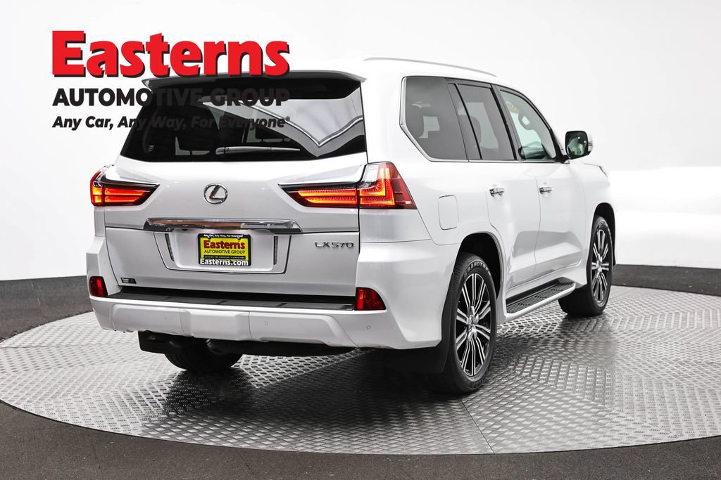 Used 2018 Lexus LX 570 4WD w/ Luxury Package image 5
