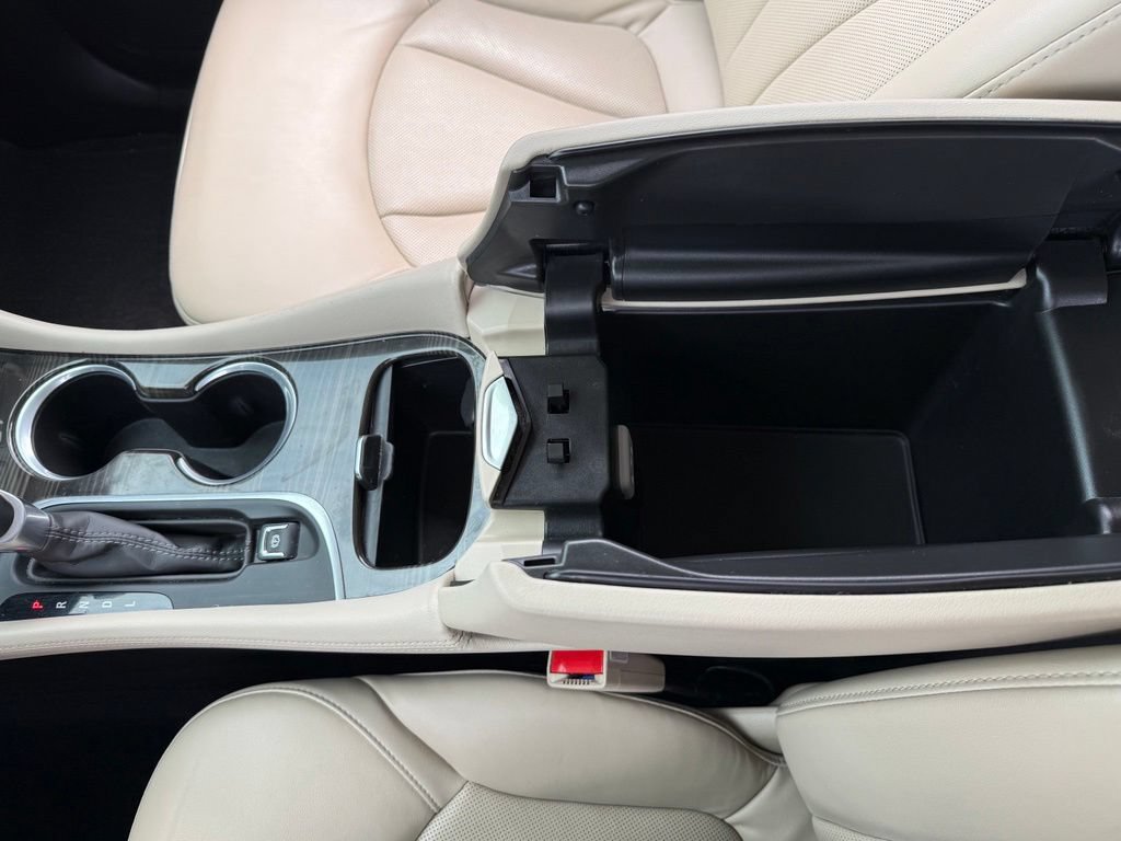 Used 2020 Buick Envision Essence FWD image 23