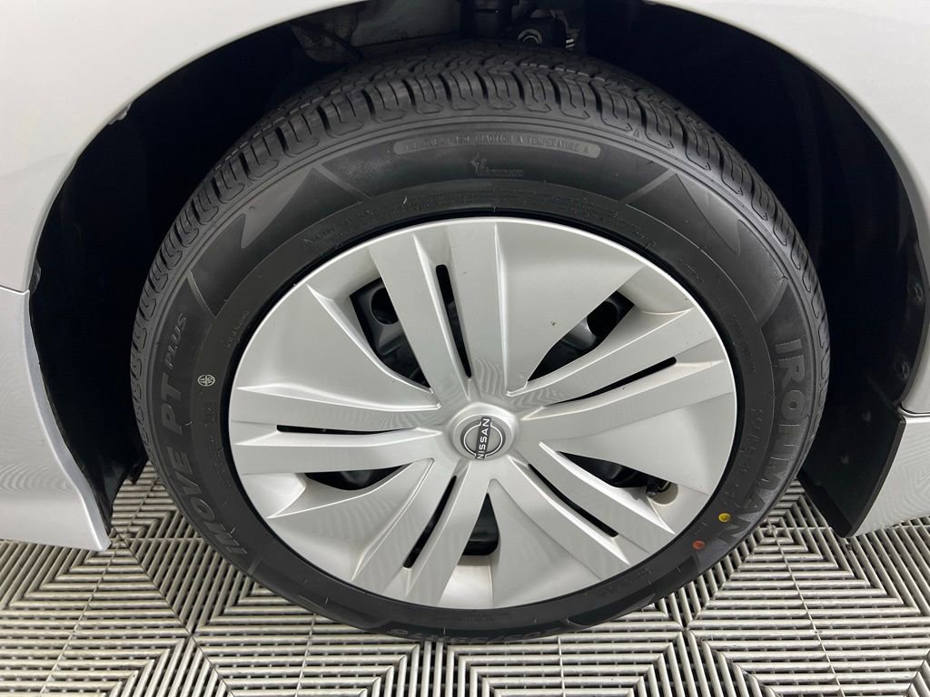 Used 2023 Nissan Leaf S image 11