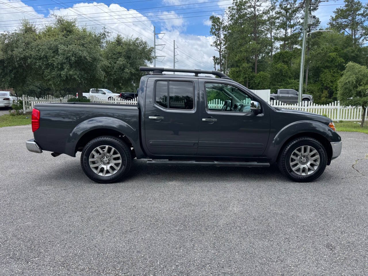 Used 2011 Nissan Frontier SL RWD image 7