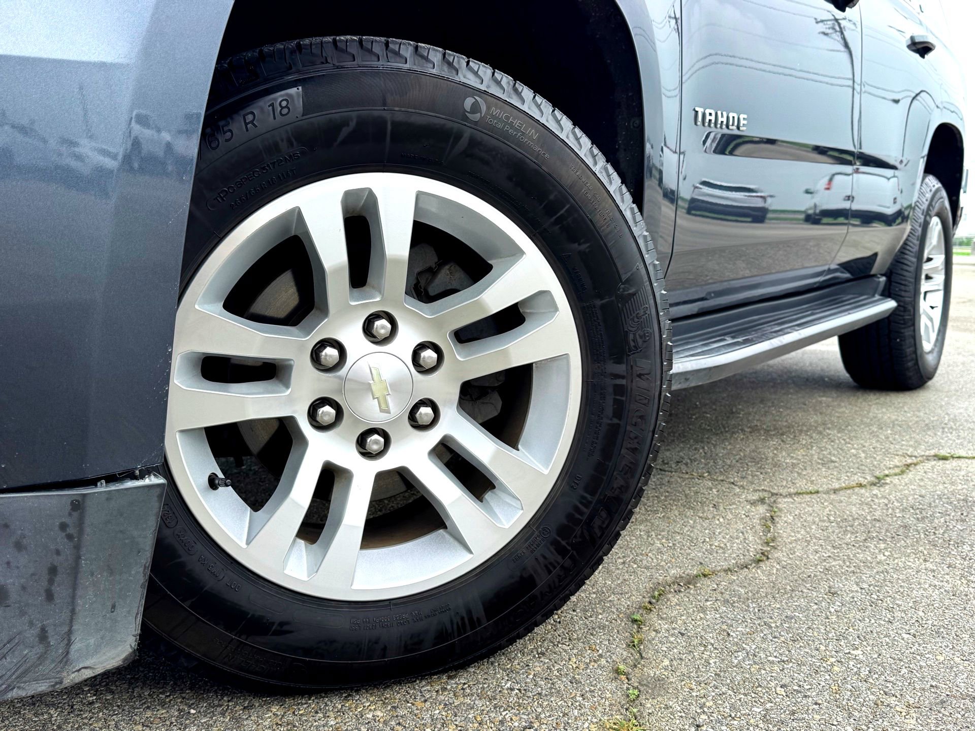 Used 2020 Chevrolet Tahoe LT RWD image 2