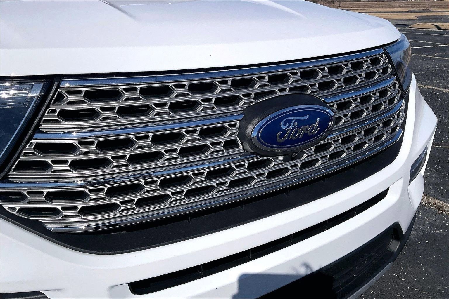 Certified 2023 Ford Explorer Limited image 26