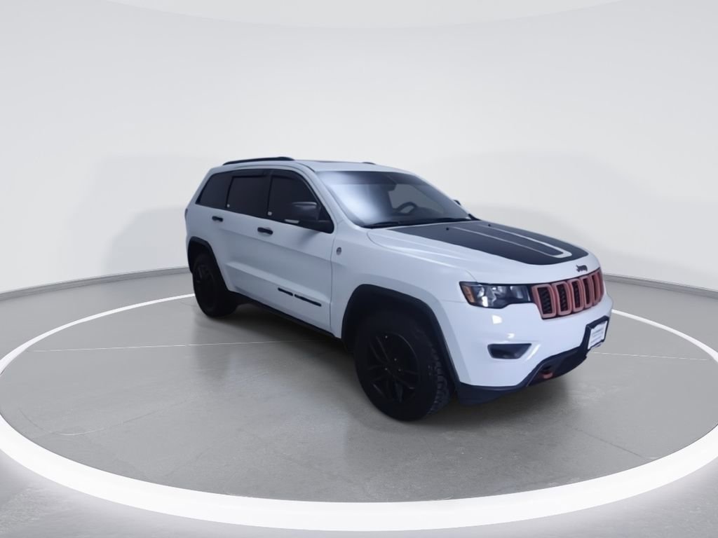 Used 2020 Jeep Grand Cherokee Trailhawk AWD/4WD image 3