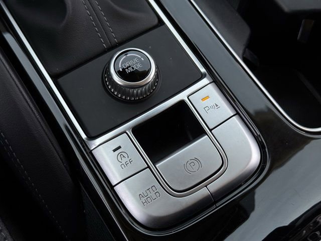 Used 2025 Kia Telluride EX w/ EX Captain's Chair Package FWD image 22