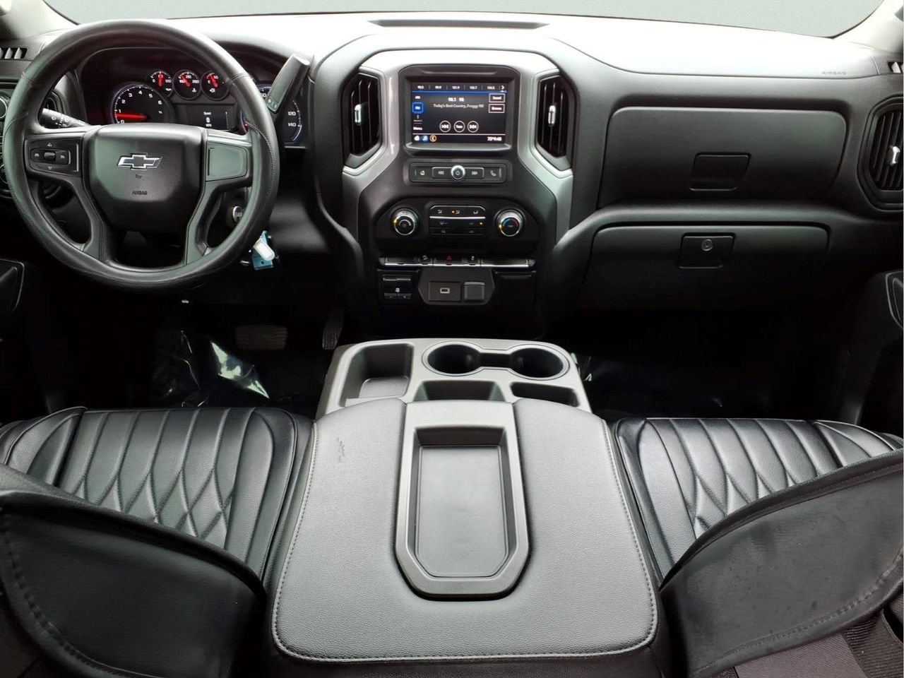 Used 2020 Chevrolet Silverado 1500 Custom Trail Boss w/ LPO, Dark Essentials Package AWD/4WD image 12