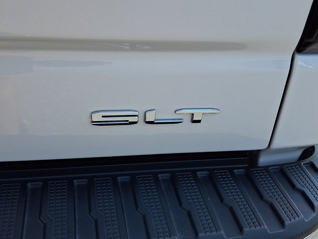 Used 2023 GMC Sierra 1500 SLT w/ SLT Premium Package AWD/4WD image 32