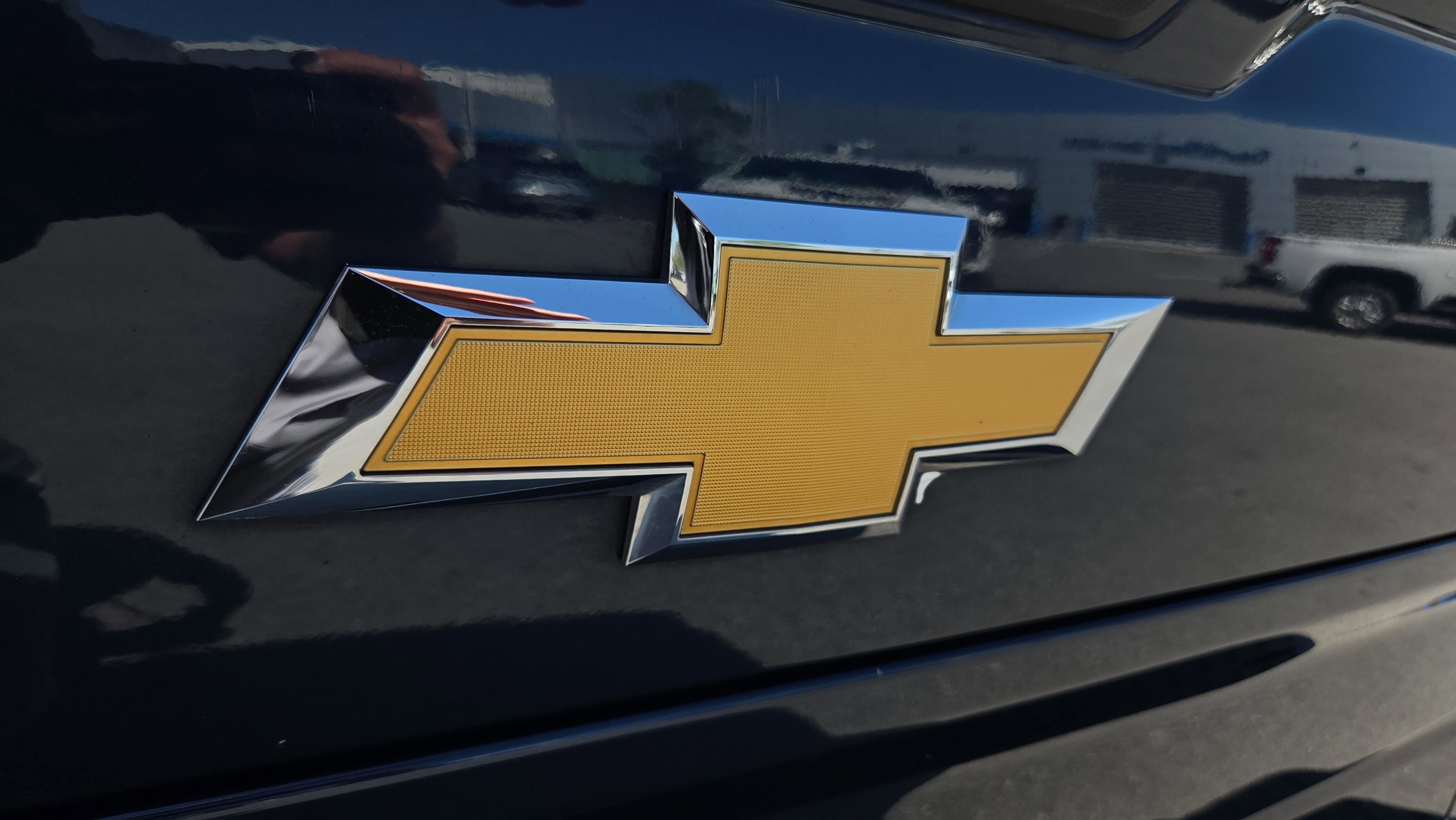 Certified 2021 Chevrolet Silverado 1500 LT w/ Z71 Off-Road Package AWD/4WD image 31