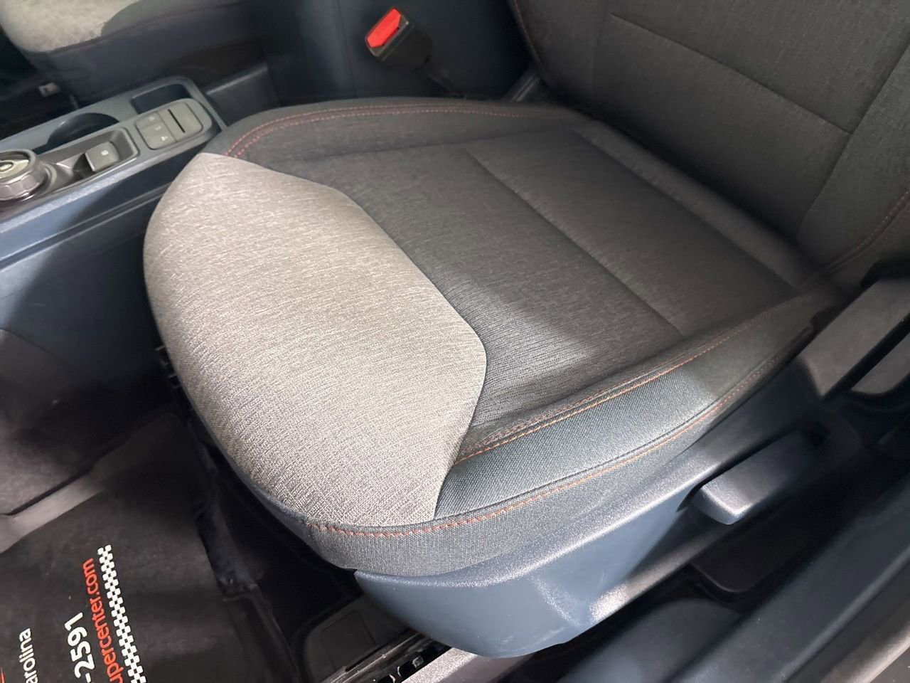 Used 2024 Ford Maverick XLT image 12