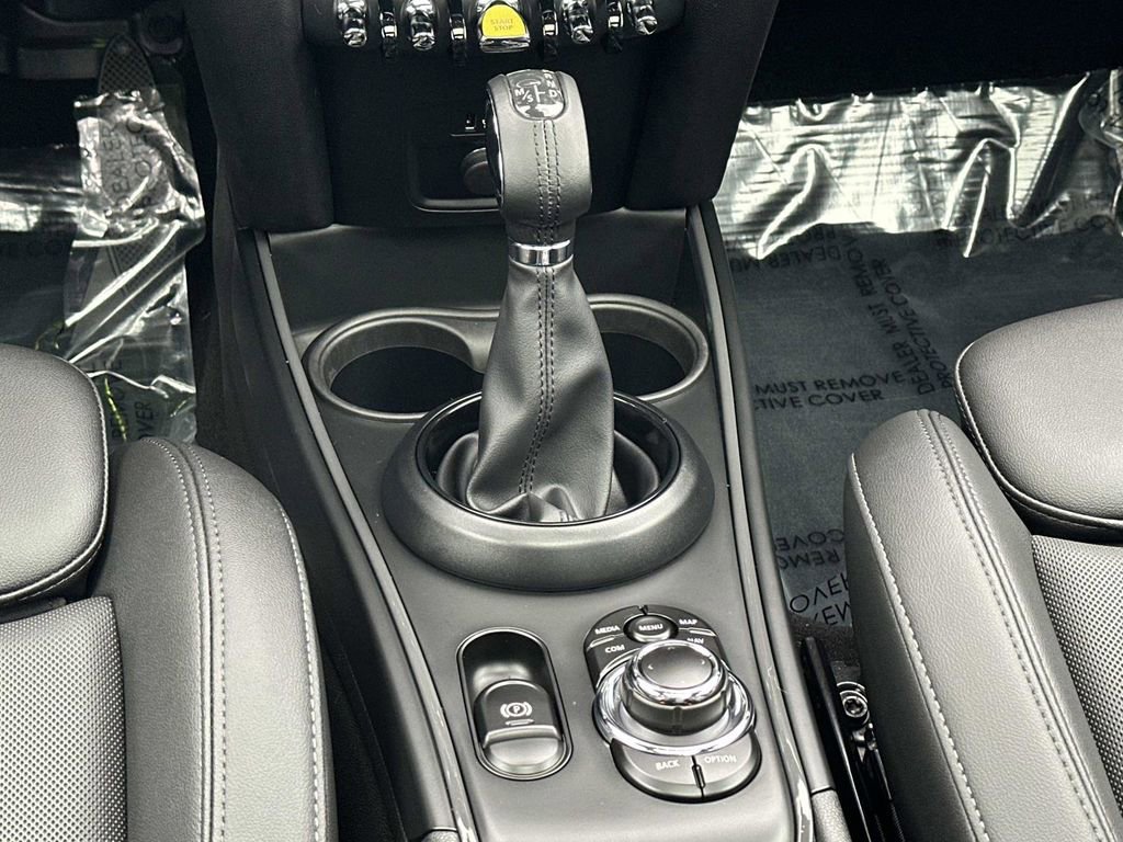 Used 2023 MINI Cooper Countryman SE w/ Storage Package image 23