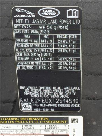 New 2026 Land Rover Defender 130 X-Dynamic SE image 18