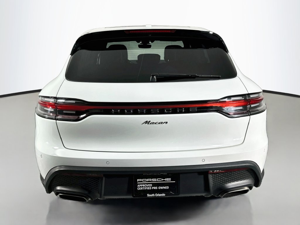 Used 2022 Porsche Macan AWD/4WD image 10