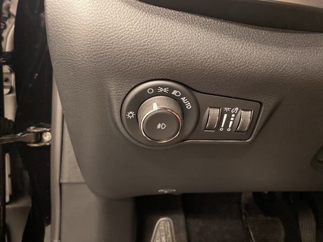 New 2026 Jeep Compass Latitude image 15