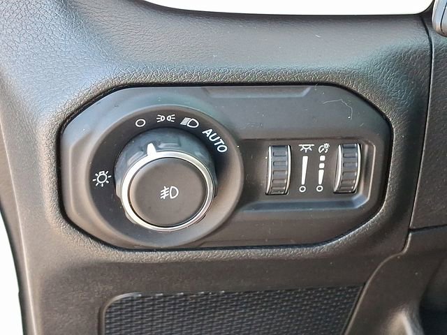 Used 2021 Jeep Wrangler Unlimited Islander image 32