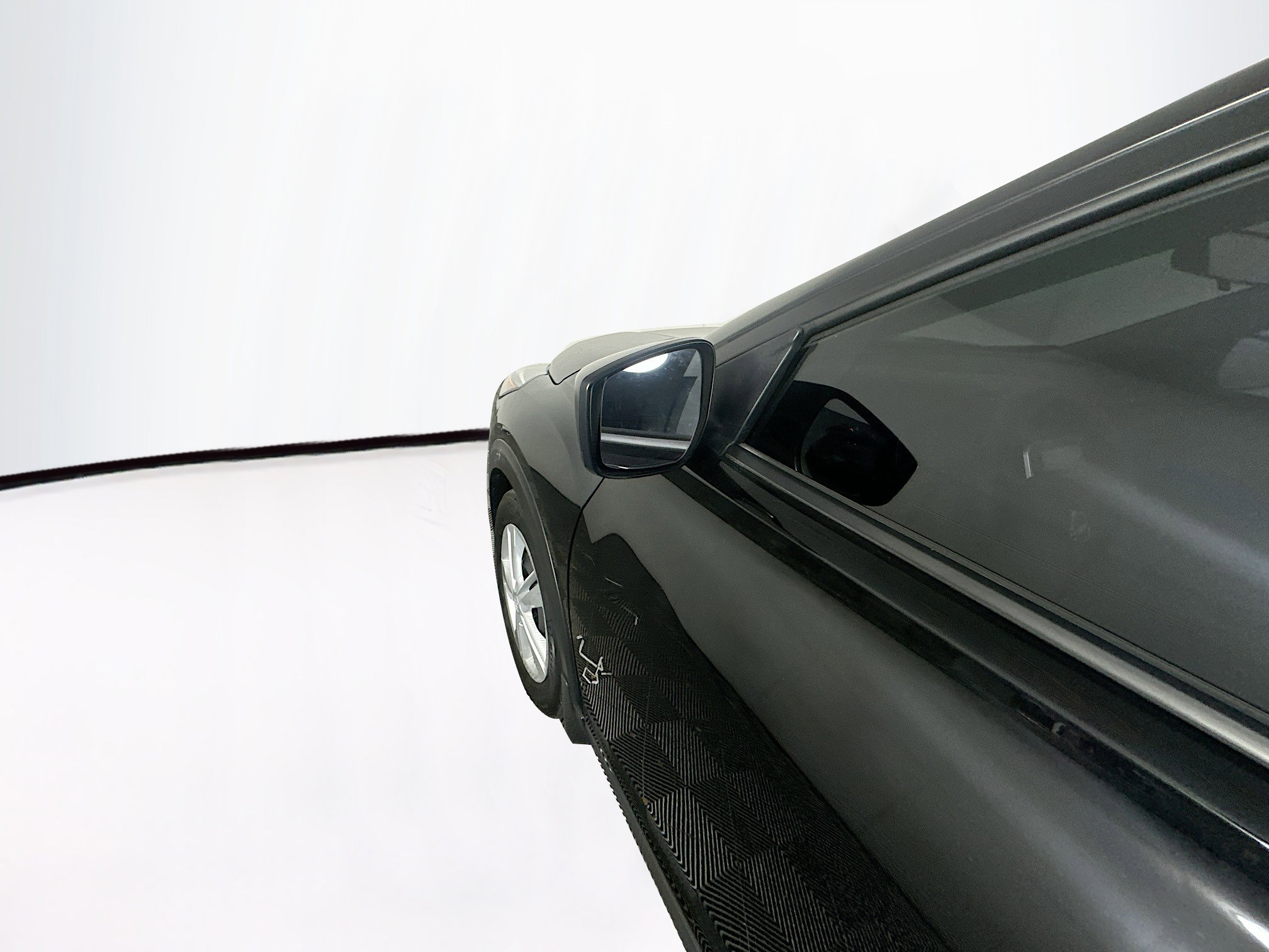 Used 2024 Nissan Kicks S image 13